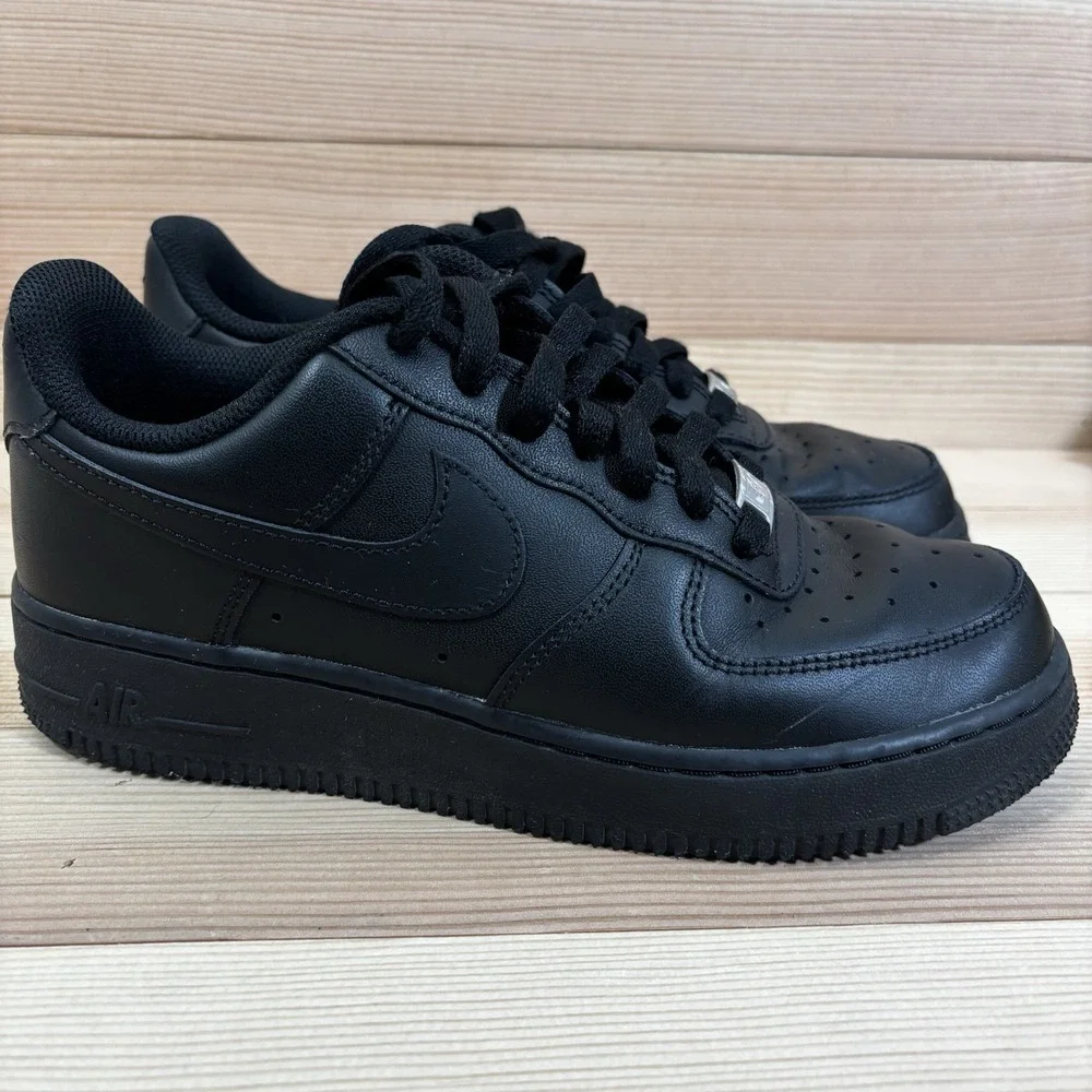 NIKE Air Force 1 Low '07 Triple Black Leather AF1 315122-001 Men's Size 6.5